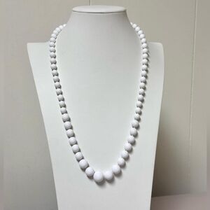 Marvella Necklace Pearl White 22"